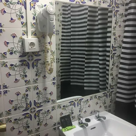 Pensjonat Alcobia 3*